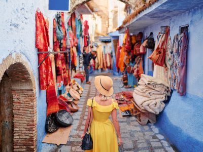 4 Days Tour From Fes To Chefchaouen And Volubilis